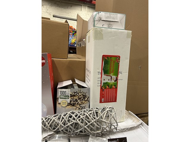 7x kerstartikelen w.o. kerstboom en kerstverlichting - afbeelding 4 van  9