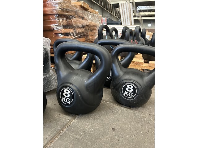 7x kettlebell (2x 10kg, 5x 8kg) - afbeelding 2 van  3