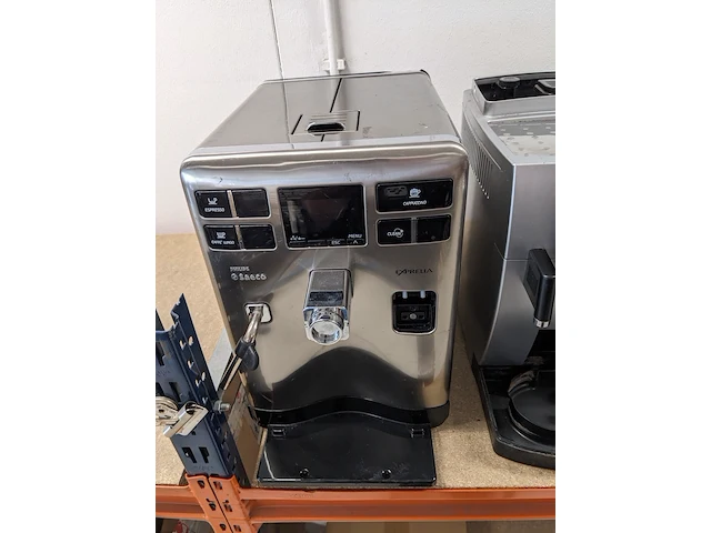 7x koffiemachines, jura, delonghi, siemens, phillips en saeco - afbeelding 7 van  15