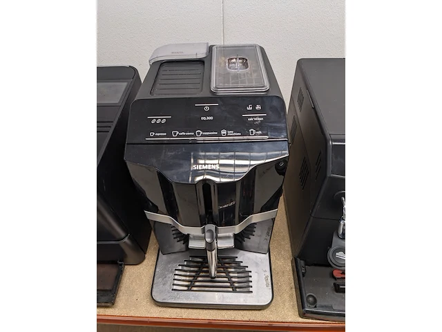 7x koffiemachines, jura, delonghi, siemens, phillips en saeco - afbeelding 13 van  15