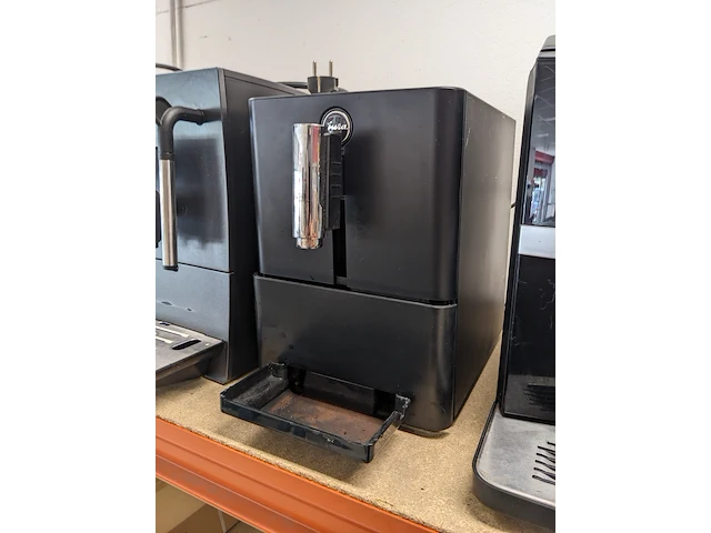 7x koffiemachines, jura, delonghi, siemens, phillips en saeco - afbeelding 14 van  15