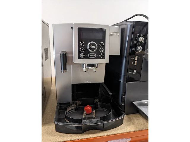 7x koffiemachines, jura, delonghi, siemens, phillips en saeco - afbeelding 4 van  15