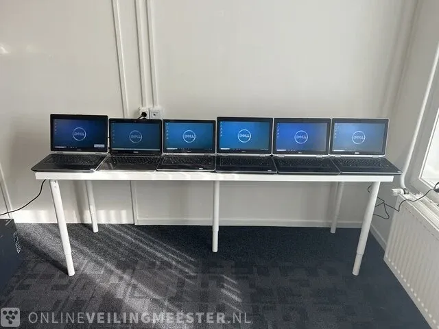 7x laptop dell , latitude diverse types met ssd - afbeelding 1 van  7
