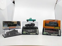 7x miniatuur landrover - afbeelding 1 van  8