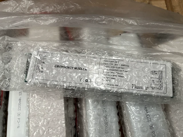 7x noodverlichtingsmodule met driver en accu ellipz lighting - afbeelding 2 van  4