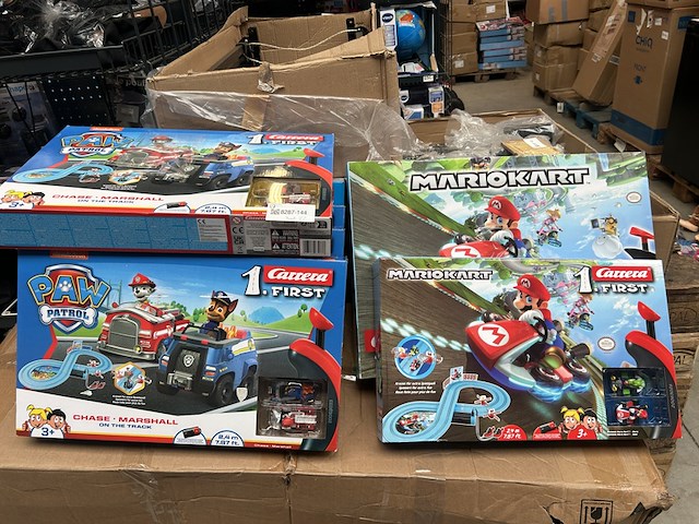7x racebaan paw patrol/mario kart carrera - afbeelding 1 van  6
