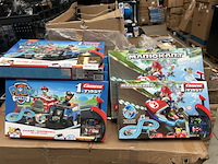 7x racebaan paw patrol/mario kart carrera - afbeelding 1 van  6