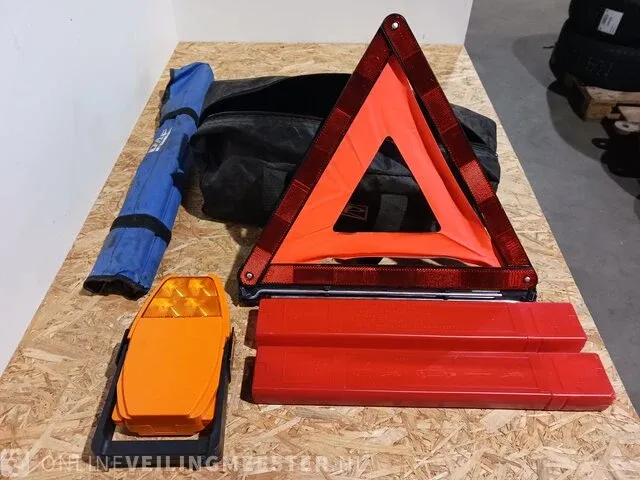 7x tas auto nood uitrusting - afbeelding 5 van  16