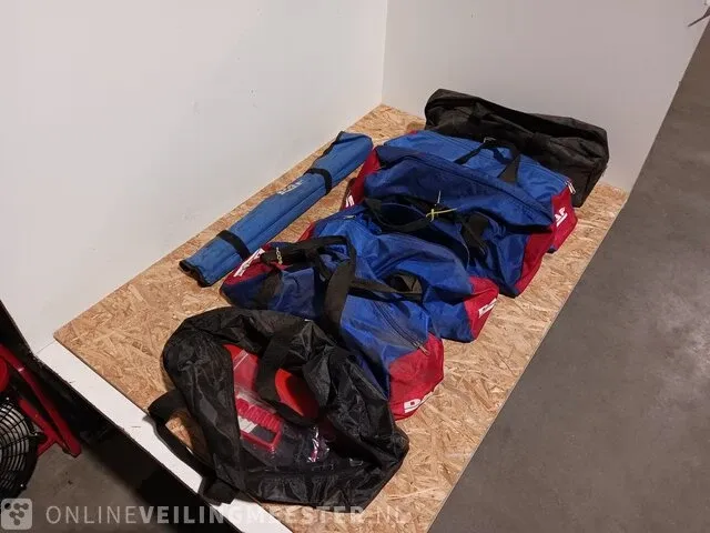 7x tas auto nood uitrusting - afbeelding 1 van  16