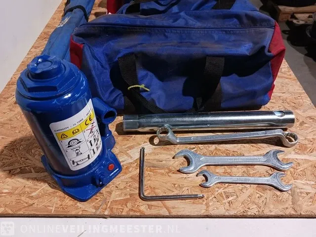 7x tas auto nood uitrusting - afbeelding 12 van  16