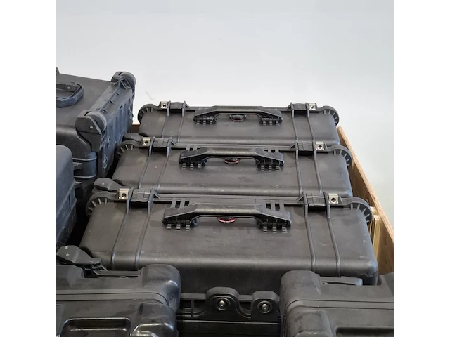 7x transportkoffer, o.a peli - afbeelding 3 van  8