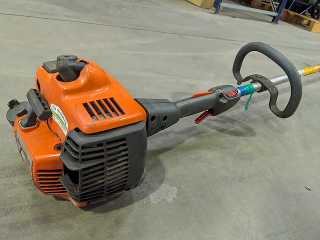 7x tuingereedschap, stihl, husqvarna en makita - afbeelding 21 van  40