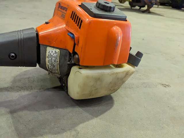 7x tuingereedschap, stihl, husqvarna en makita - afbeelding 25 van  40