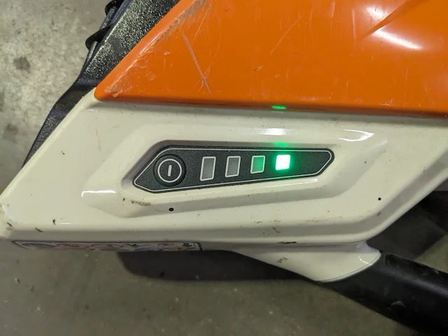 7x tuingereedschap, stihl, husqvarna en makita - afbeelding 36 van  40