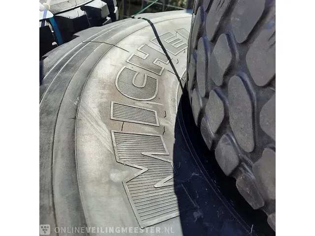 7x vrachtwagenband michelin, xzl - afbeelding 2 van  5