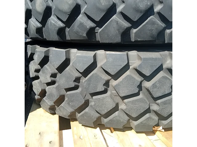 7x vrachtwagenband, michelin, xzl - afbeelding 4 van  15