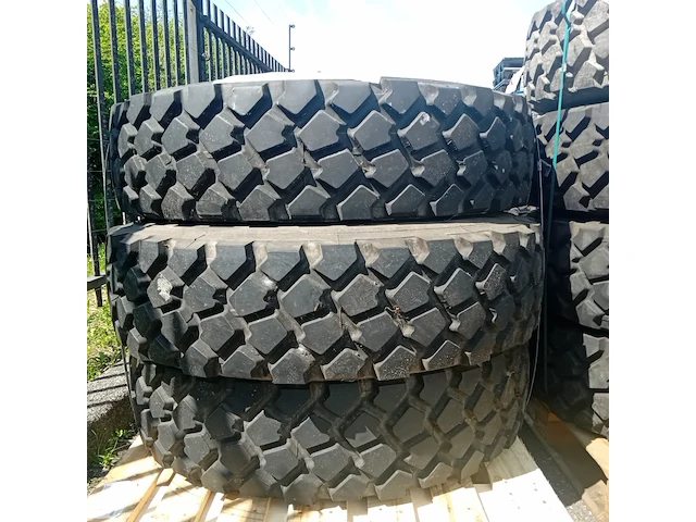 7x vrachtwagenband, michelin, xzl - afbeelding 8 van  15