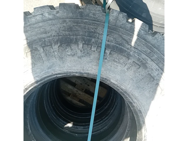7x vrachtwagenband, michelin, xzl - afbeelding 13 van  15