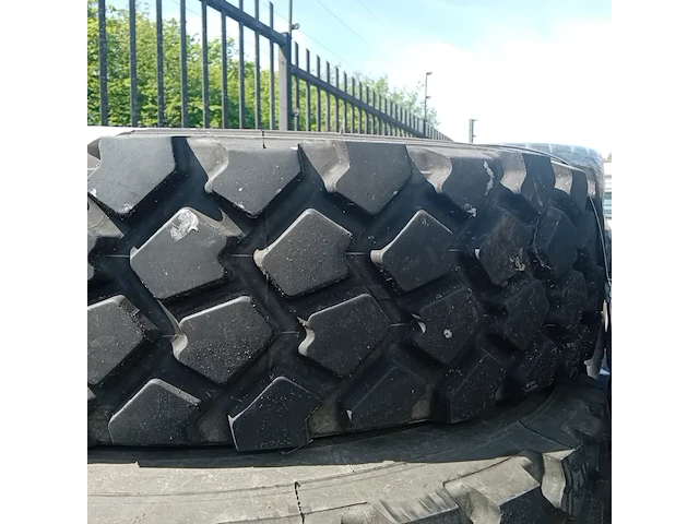 7x vrachtwagenband, michelin, xzl - afbeelding 15 van  15