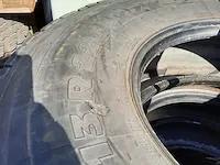 7x vrachtwagenband michelin, xzy-2 - afbeelding 3 van  5