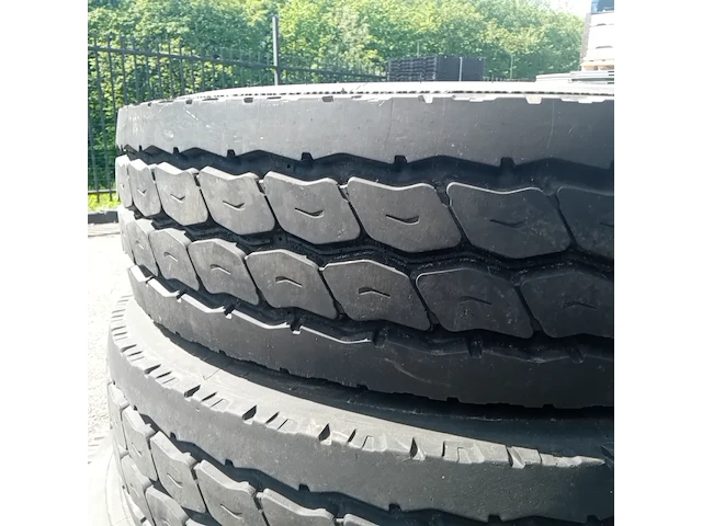7x vrachtwagenband, michelin, xzy-2 - afbeelding 4 van  14