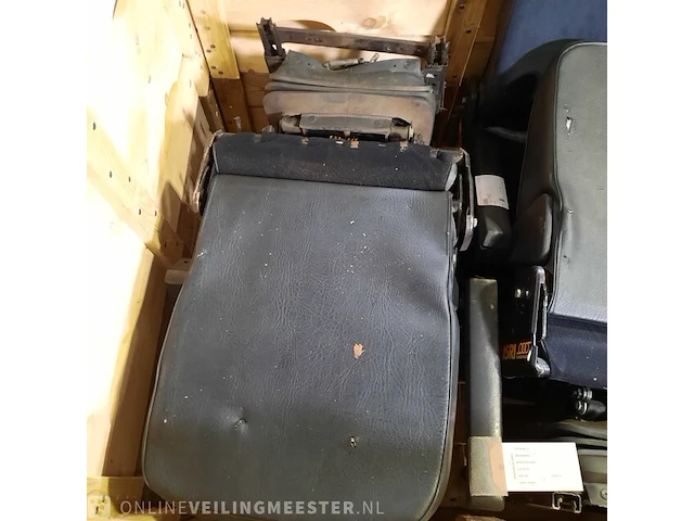 7x vrachtwagenstoel o.a isri/daf - afbeelding 3 van  8