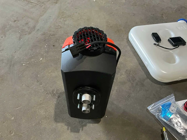 8 kw luchtverwarmer / heater op diesel - afbeelding 6 van  6