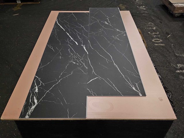 8 m2 pvc spc click tegel - 610 x 305 x 4 mm - afbeelding 3 van  3