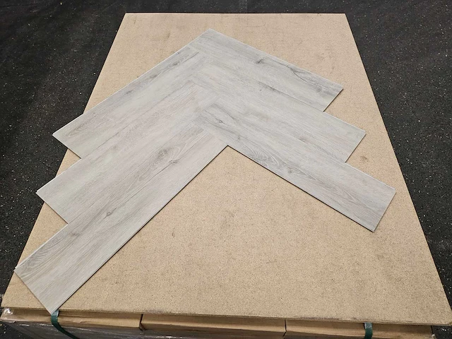 8 m2 pvc spc click visgraat met xps onderlaag - 610 x 150 x 5 mm - afbeelding 3 van  3