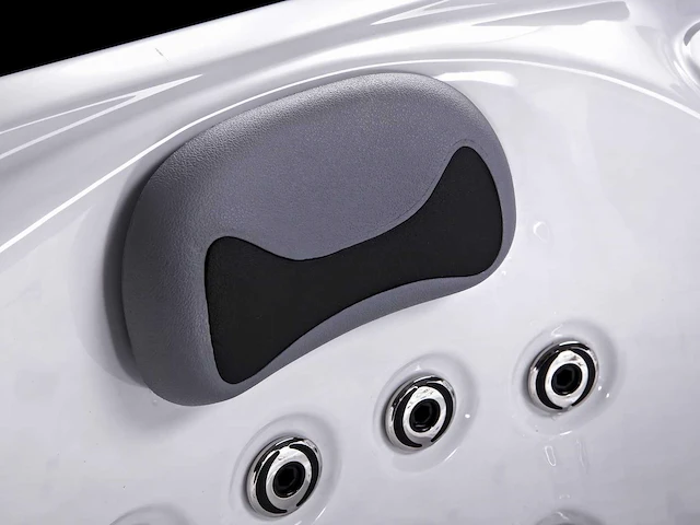 8-persoons buitenspa met balboa en wifi en 112 massagejets - afbeelding 23 van  25