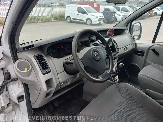 8 persoons bus opel, vivaro combi 2.5 cdti l1h1, bouwjaar 2008 - afbeelding 26 van  56