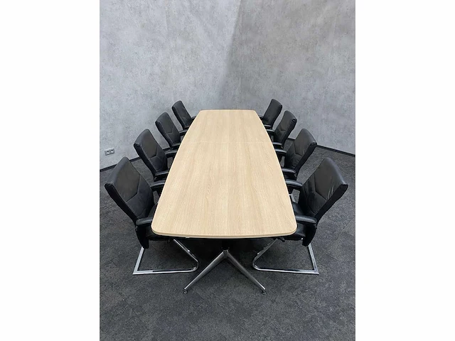 8 persoons lederen conferentieset 370x120 - afbeelding 11 van  27