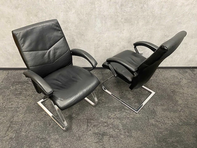 8 persoons lederen conferentieset 370x120 - afbeelding 16 van  27