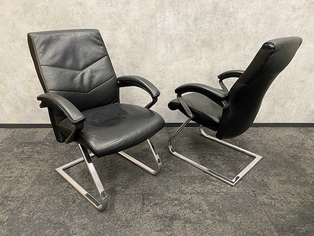 8 persoons lederen conferentieset 370x120 - afbeelding 2 van  27