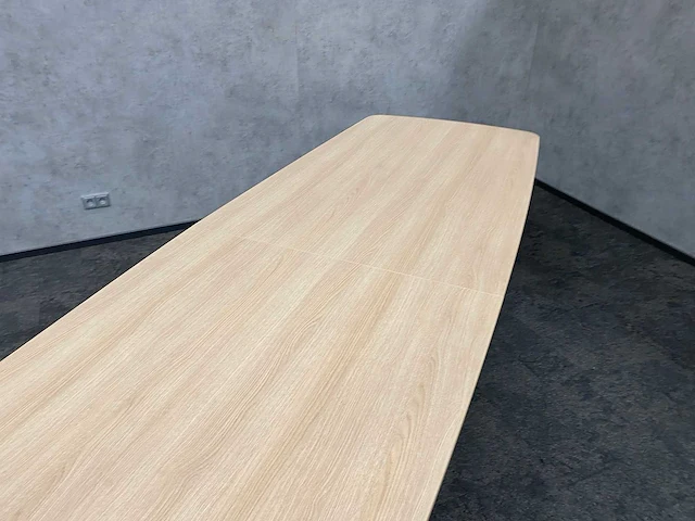 8 persoons lederen conferentieset 370x120 - afbeelding 25 van  27