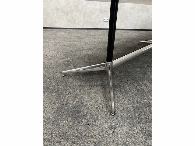 8 persoons lederen conferentieset 370x120 - afbeelding 27 van  27