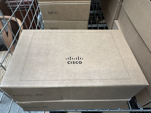 8-poorts cloud managed layer 2 poe netwerk switch cisco meraki, ms130-8p - afbeelding 2 van  3