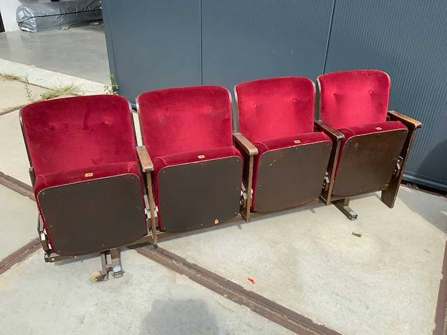 8 theaterstoelen - afbeelding 7 van  12