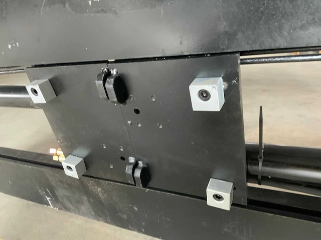 8 tons vorkversteller fem 4 - afbeelding 4 van  16
