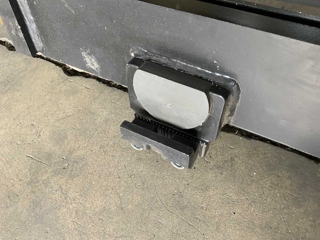 8 tons vorkversteller fem 4 - afbeelding 16 van  16