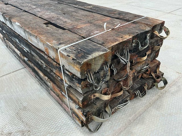 80 balken amerikaans grenenhout 300x30x15cm reclaimd wood - afbeelding 4 van  13