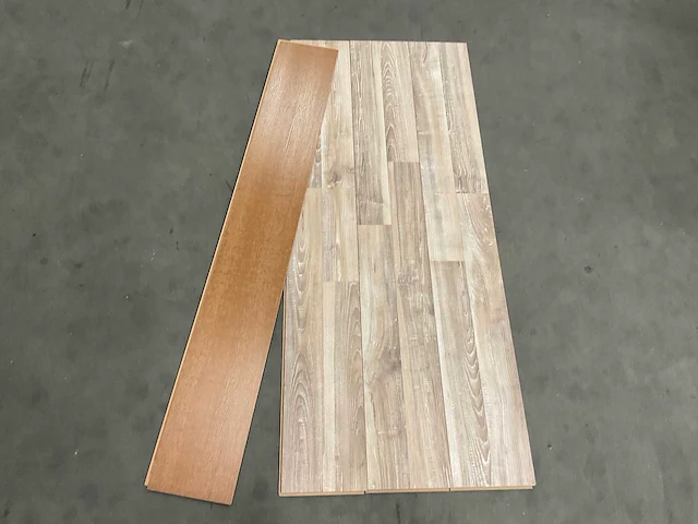 8,01 m² kaindl - authentic touch - laminaatvloer - afbeelding 3 van  5