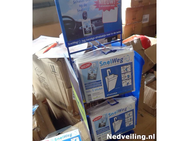 80x pakje met 5 snelweg afvalzakjes incl gratis display - afbeelding 2 van  3