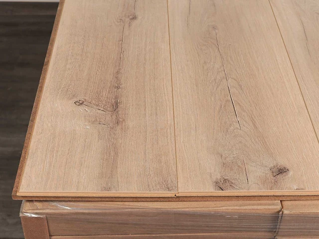 82 m2 laminaat plank - 1200 x 191 x 8 mm - afbeelding 2 van  4