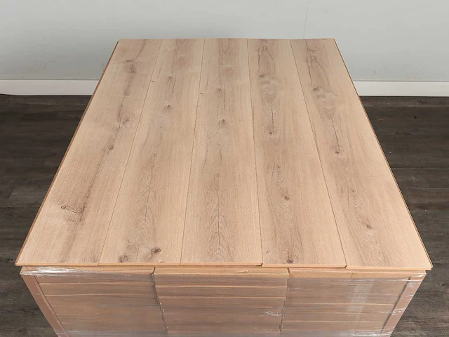 82 m2 laminaat plank - 1200 x 191 x 8 mm - afbeelding 3 van  4