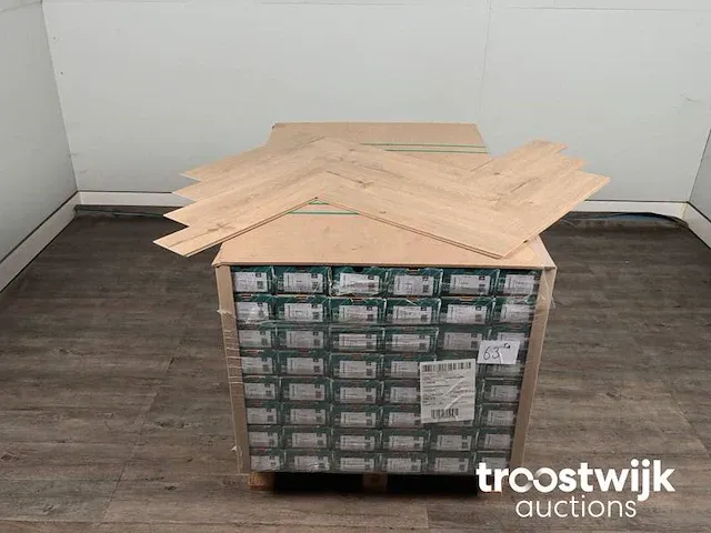 82 m2 laminaat visgraat - 630 x 126 x 8 mm - afbeelding 4 van  4