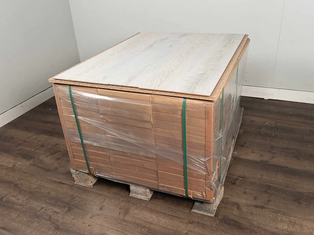 82 m2 pvc click plank op hdf - 1222 x 182 x 9 mm - afbeelding 4 van  4