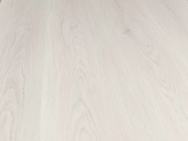 82 m2 pvc spc click plank met xps onderlaag - 1220 x 228 x 5 mm - afbeelding 1 van  4