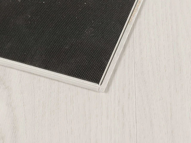 82 m2 pvc spc click plank met xps onderlaag - 1220 x 228 x 5 mm - afbeelding 4 van  4