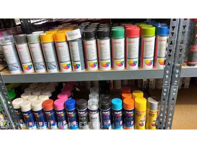 82 x spuitlak divers granit/ dulux - afbeelding 1 van  6